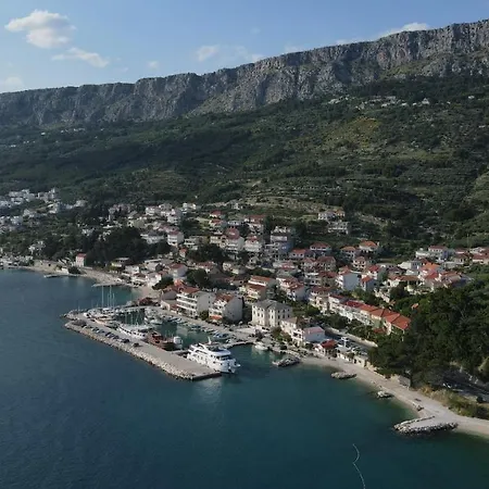Vlade- From The Heated Pool To The In 1 Minute * Jesenice (Split-Dalmatia)